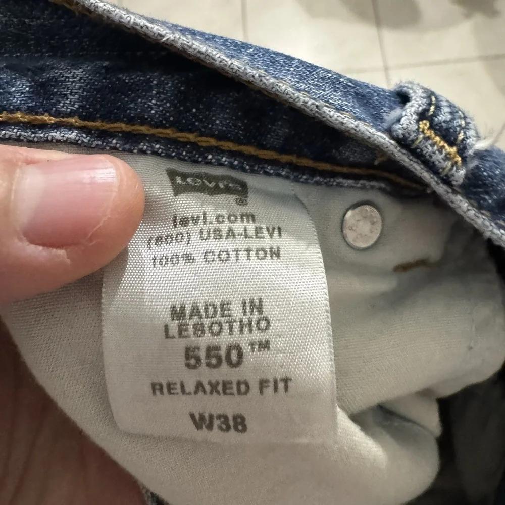 Levis 550 Jean Shorts Mens 38 Blue‎ Medium Wash Denim Skater Grunge 10